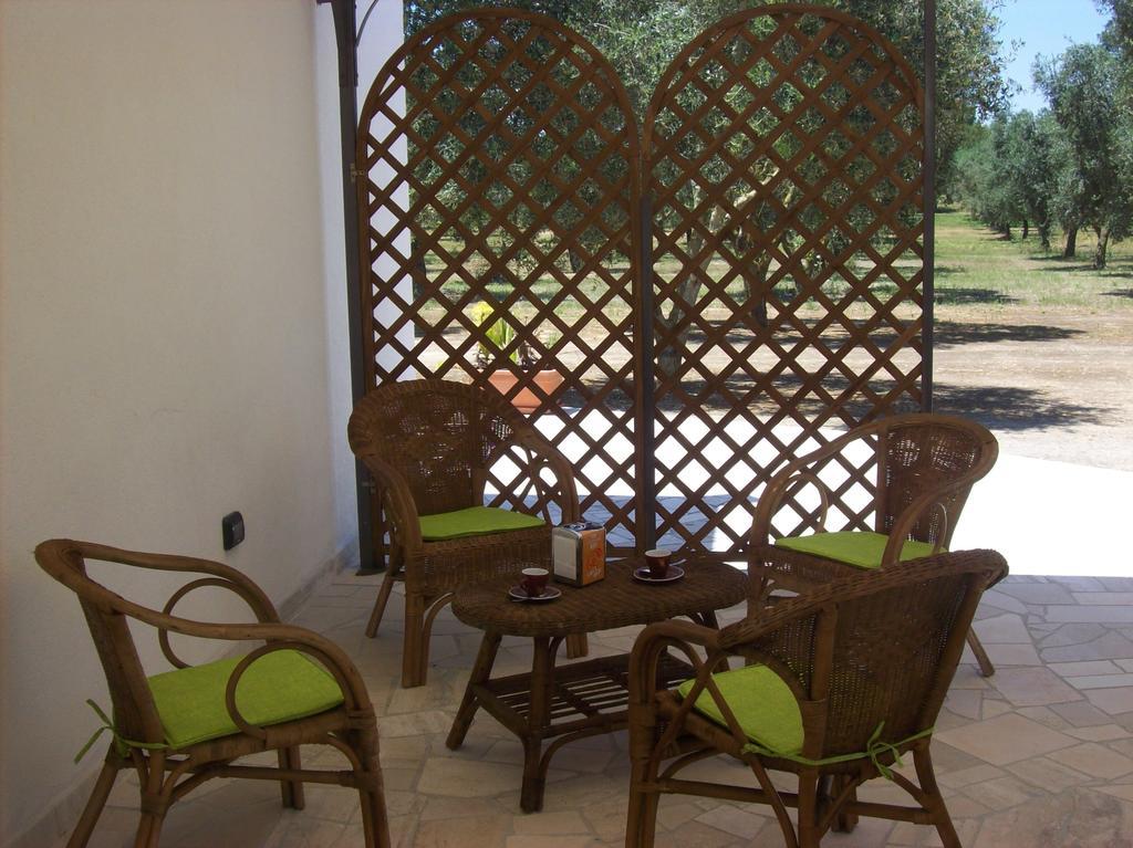Otranto Le Sancinare Bed & Breakfast Casamassella Exterior photo