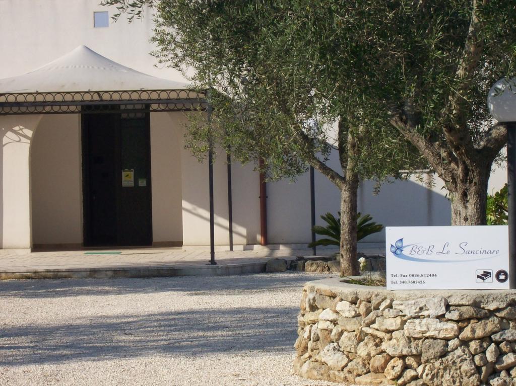 Otranto Le Sancinare Bed & Breakfast Casamassella Exterior photo