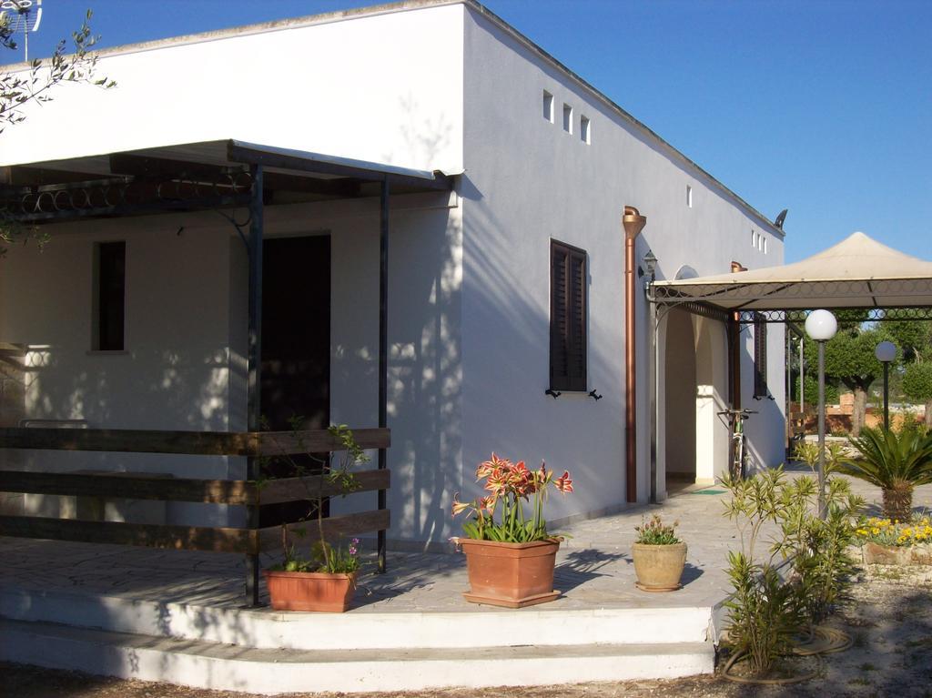 Otranto Le Sancinare Bed & Breakfast Casamassella Exterior photo